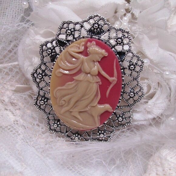 Artemis Aphrodite Greek Goddess Necklace Brooch - Picture 1 of 5